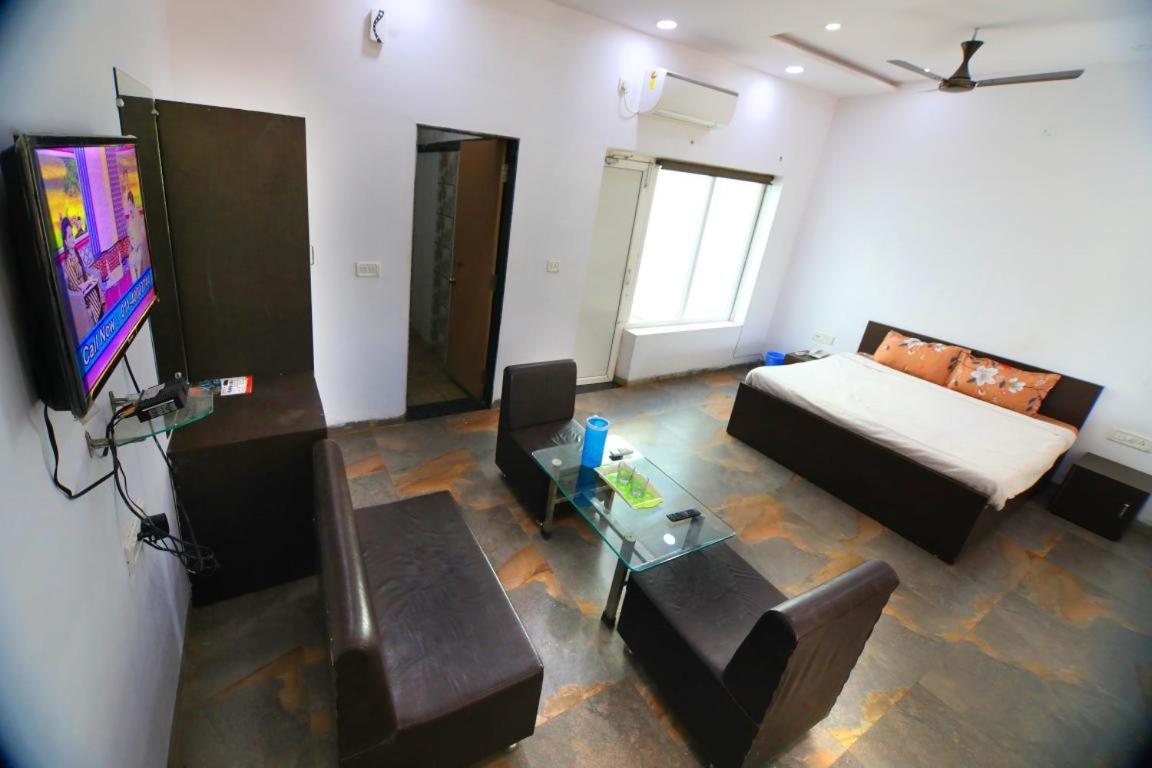 Nisarg Resort Dzsabalpur Kültér fotó