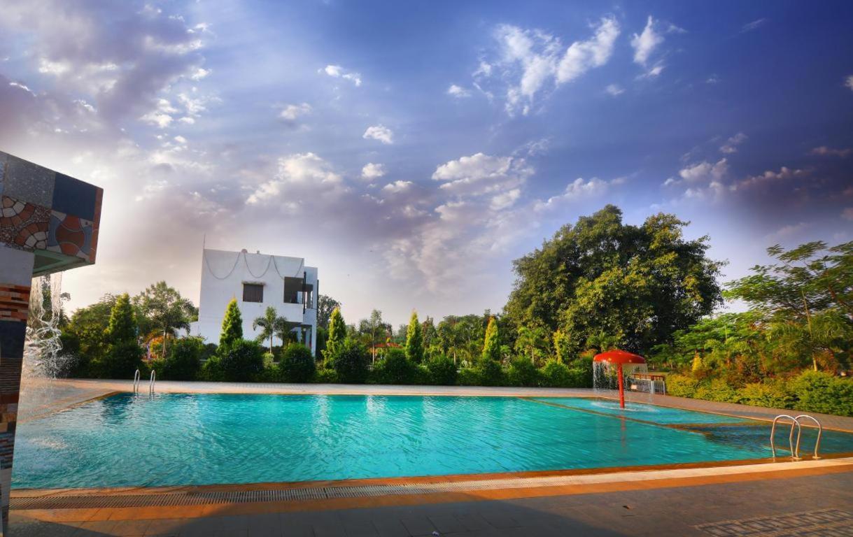 Nisarg Resort Dzsabalpur Kültér fotó